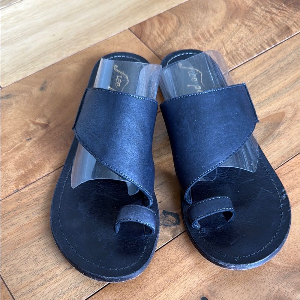 Free People sandals